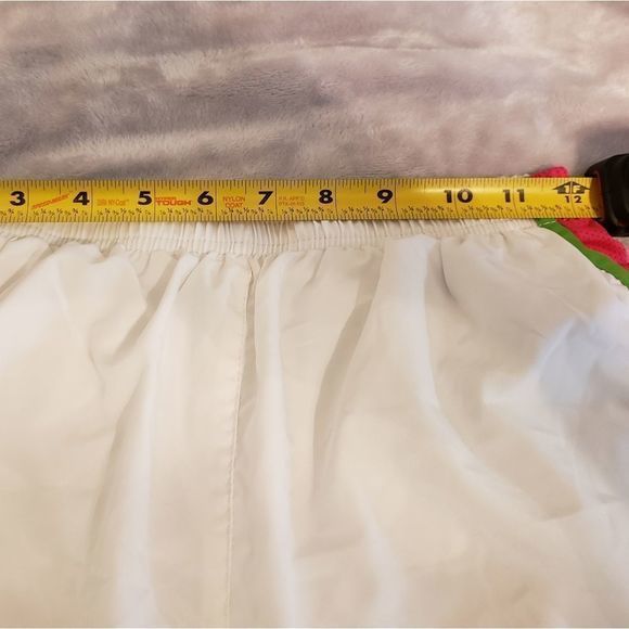 Women's Nike Shorts Size XSMALL - Picture 3 of 4